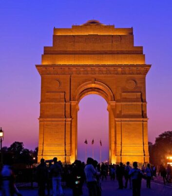 New-Delhi-India-War-Memorial-arch-Sir